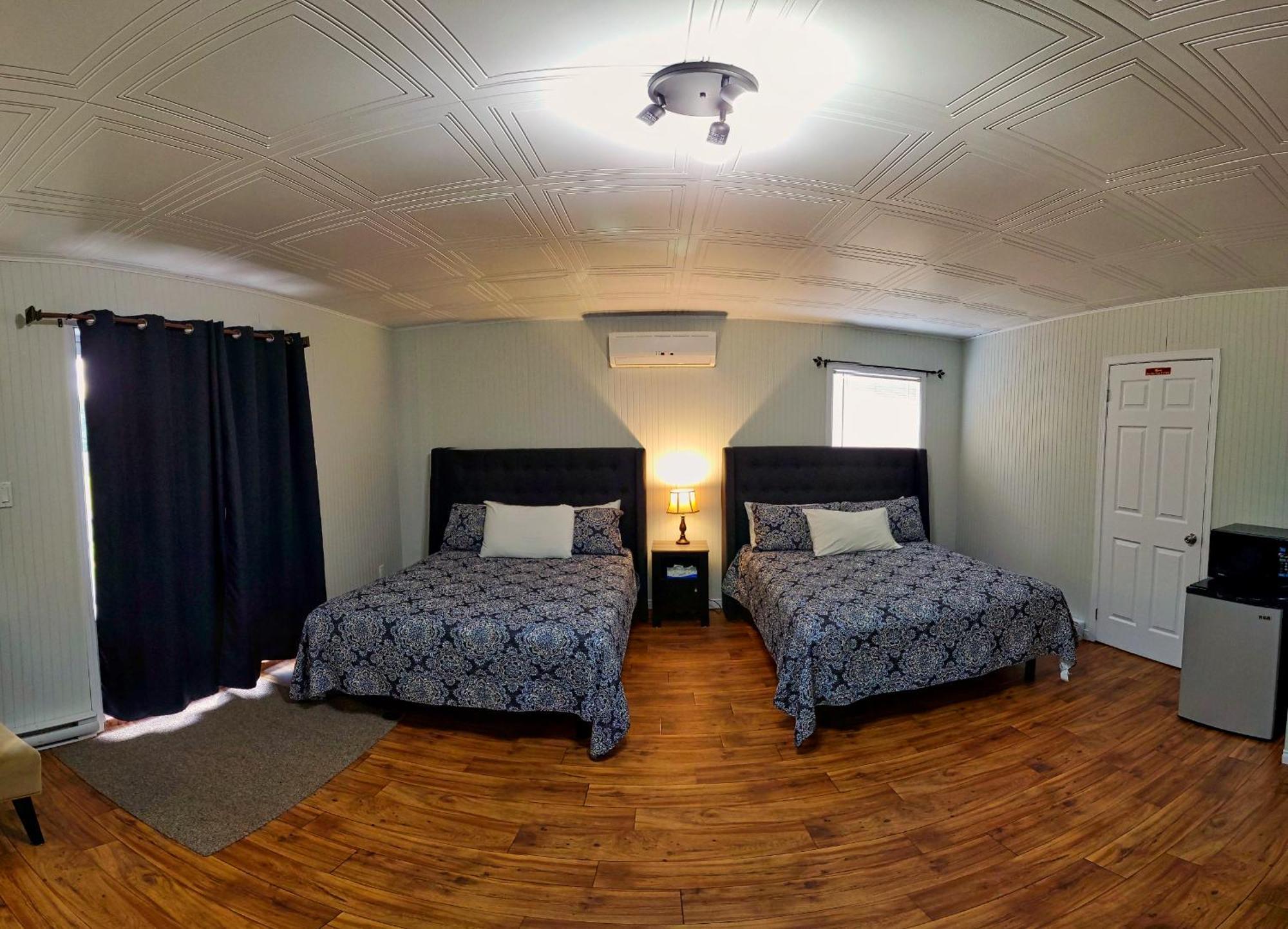Motel Au Vieux Frontenac Thetford Mines Exterior photo