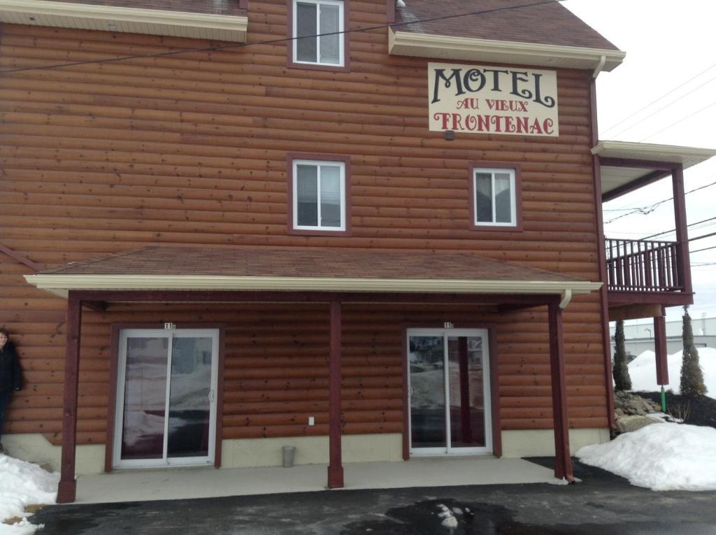 Motel Au Vieux Frontenac Thetford Mines Exterior photo